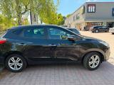 Hyundai Automatik, neue reifen und neue Lichtmaschine - Hyundai ix35 in Hamburg
