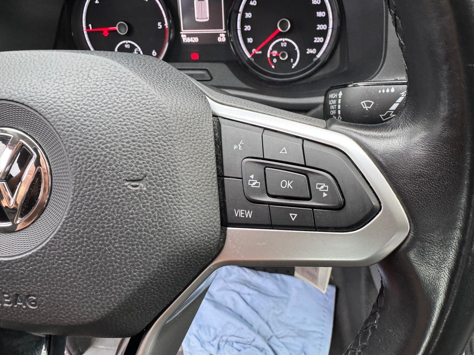 Volkswagen T6.1 2.0 TDI *CARAVELLE*9-SITZER*NAVI*APP-CONNEC