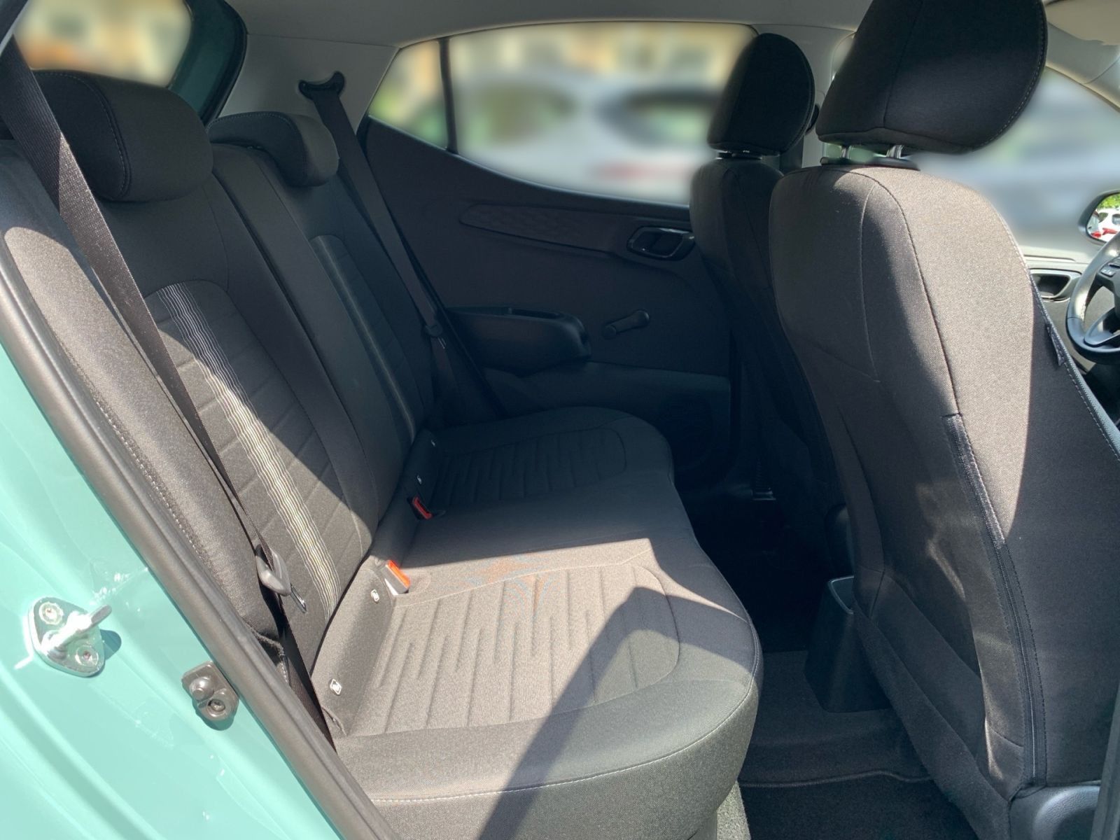 Fahrzeugabbildung Hyundai i10 1.0 Edition 30 1 Hand 8xbereift