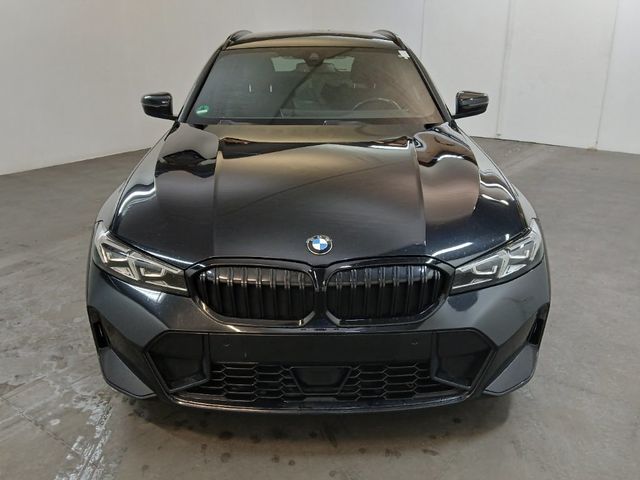 BMW 320 d xDrive M Sport*STANDH*R-CAM*LED*AHK*ACC*