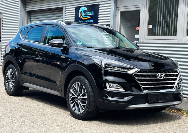Hyundai Tucson Style 4WD KLIMAAUT NAVI SITZ+LENKRAD HZG.