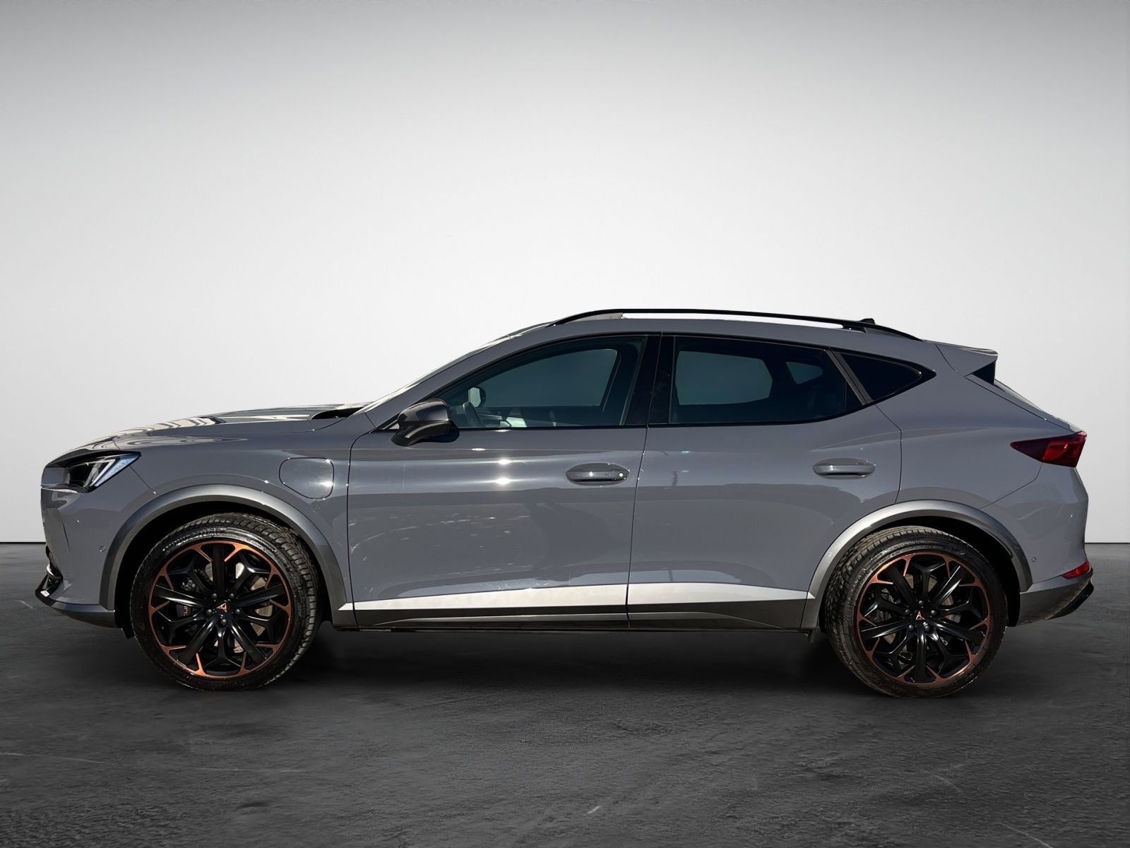 Cupra Formentor VZ 1.4 TSI DSG eHybrid Panodach AHK N imagem 3
