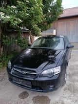 Subaru Legacy Outback 2.5 - Subaru Forester: 2.5