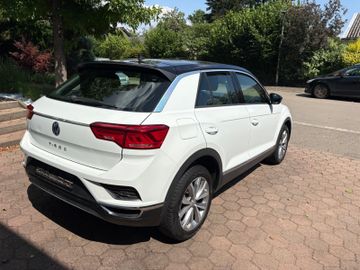 Volkswagen T-Roc - 4