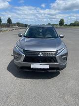 Mitsubishi Eclipse Cross 2.4 PLUG-IN HYBRID 4WD Basis Basis