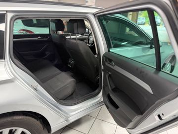 Volkswagen Passat Variant - 6