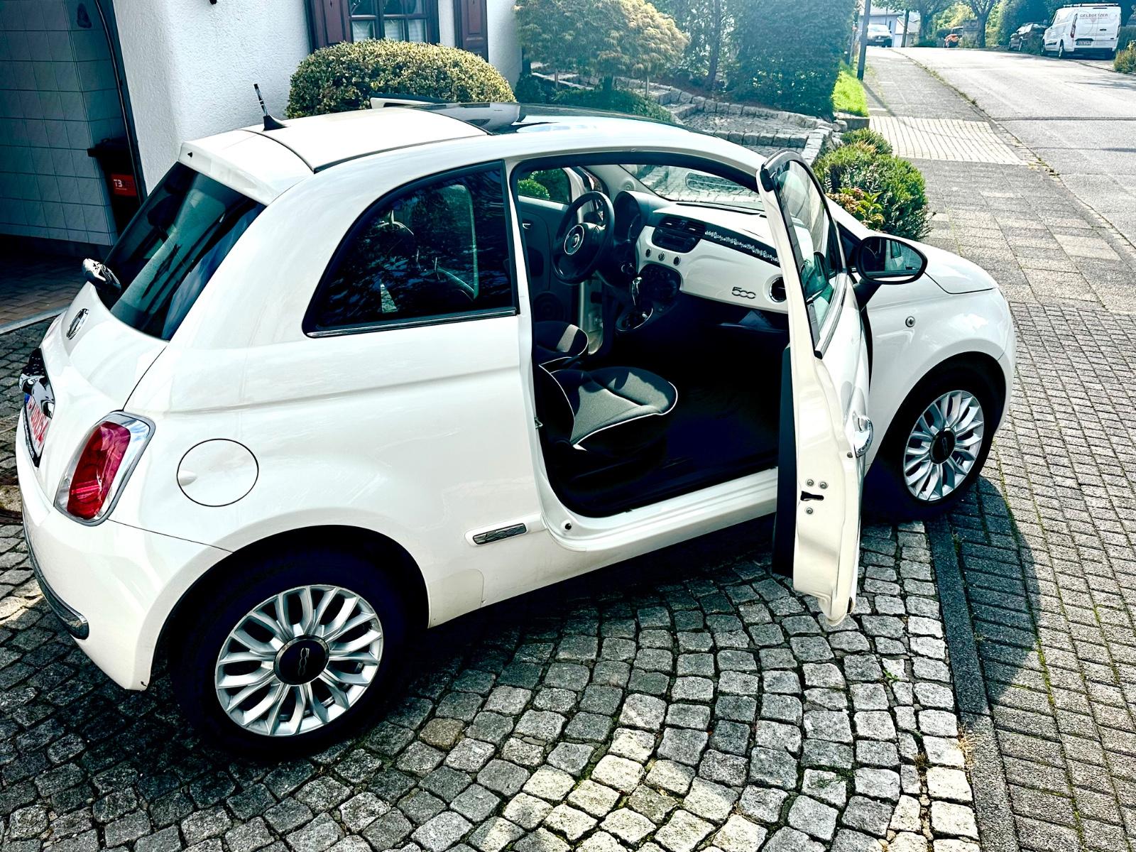 Fiat 500 Automatik Lounge wie neu Klima Scheckheft1A