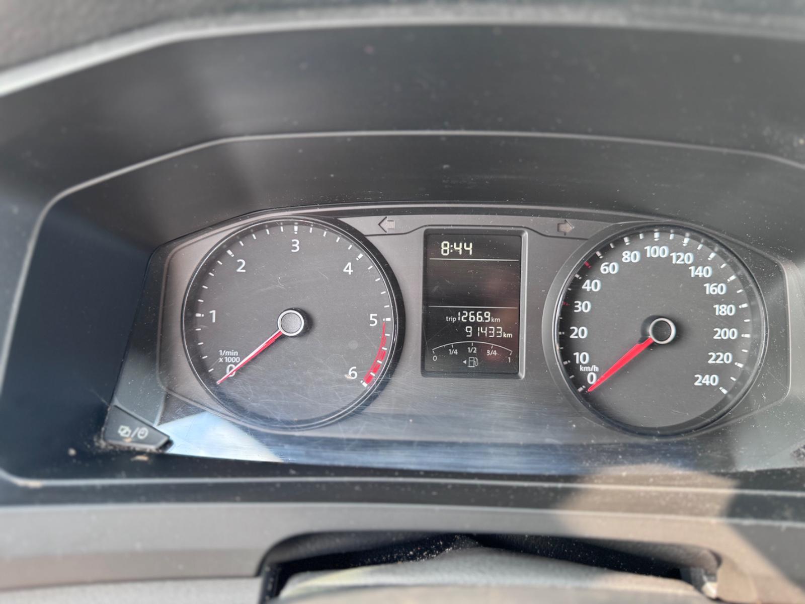 VOLKSWAGEN T6 MULTIVAN 2.0 TDI 150ch - LED - 7 Places - ATTELAGE - VOLANT EN CUIR