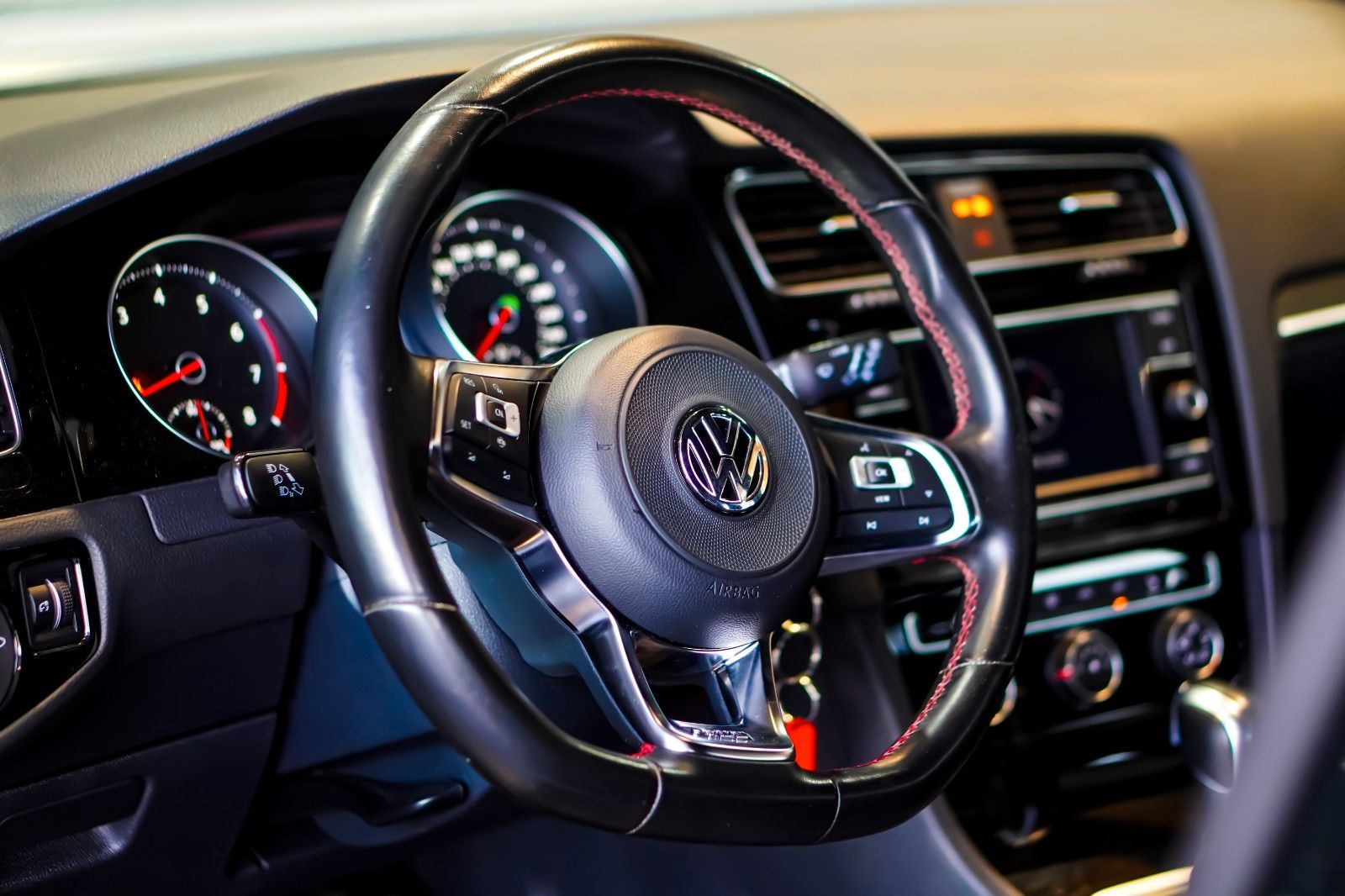 Volkswagen Golf VII GTI  PERFORMANCE/LED/SHZ/RÜCKFAHRKAMERA foto 13