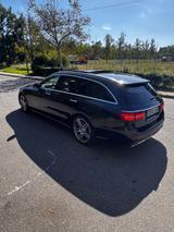 Mercedes-Benz E 220d T AMG Line Autom. AMG Line - Mercedes-Benz E 220 in Dresden