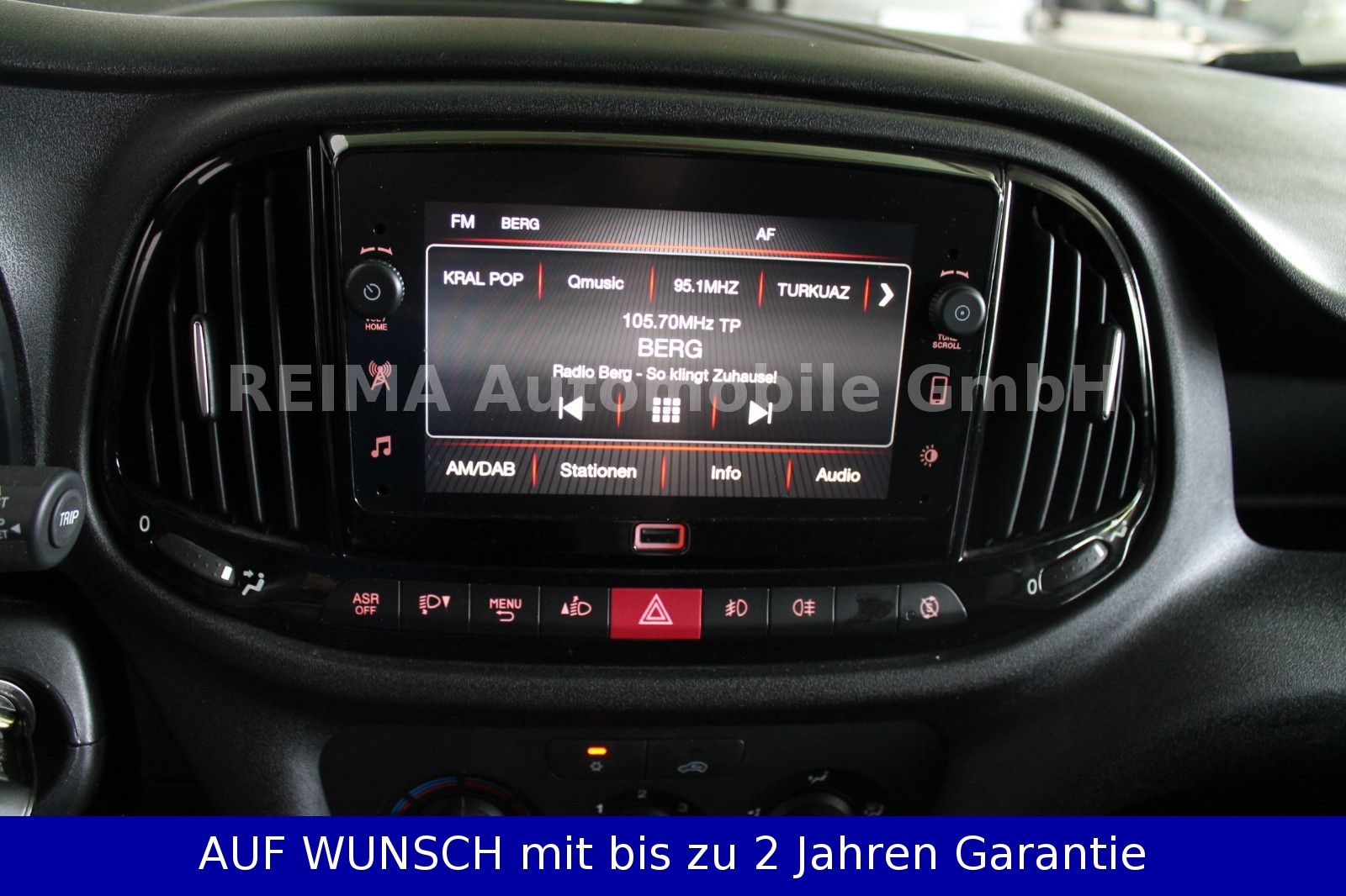 Fahrzeugabbildung Fiat Doblo Doblò SX 1,6 D  Kasten, Klima, Apple Car