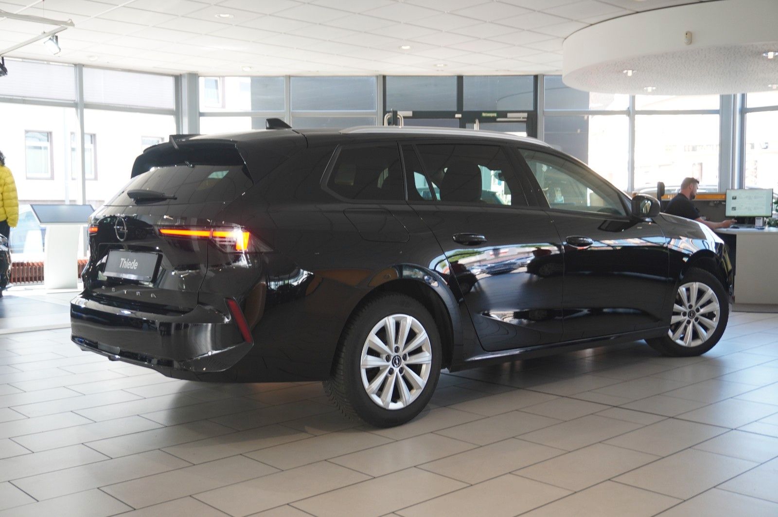 Fahrzeugabbildung Opel Astra L ST 1.5D ELEGANCE NAVI/LED/KAMERA/ACC/DAB