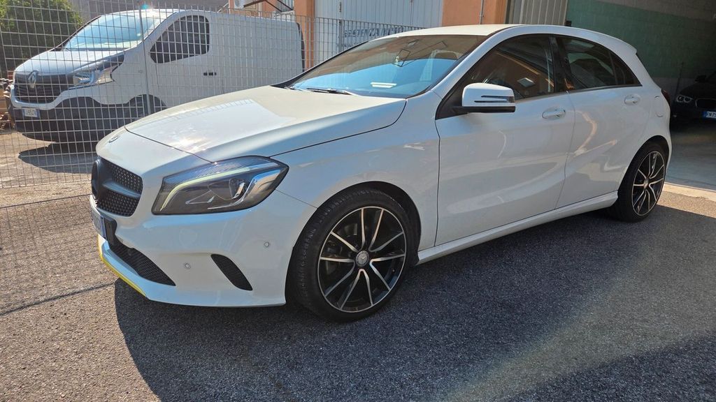 Image of Mercedes-Benz A 200