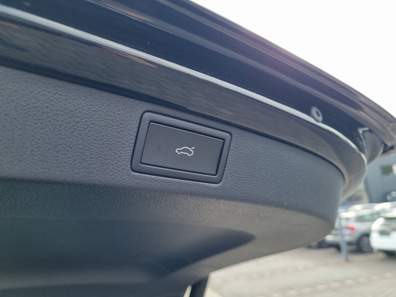 Fahrzeugabbildung SKODA Scala Tour 1,0 TSI 85KW/115PS Fahrassitenz+ Komf