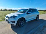 Volkswagen Touareg 3.0 V6 TDI BlueMotion Terrain Tec.R-Line - Volkswagen Touareg: V6 TDI Bluemotion