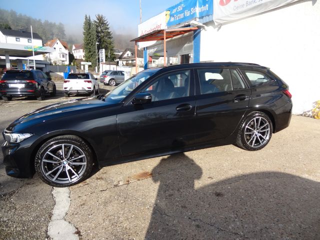 Fahrzeugabbildung BMW 318d/CurvedDisplay/1.Hd/LED/Leder/Navi/