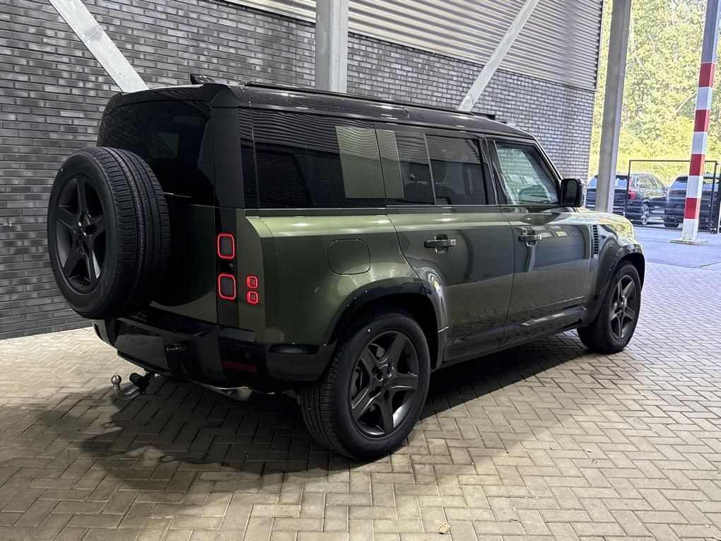 Land Rover Defender 2.0 P300e 110 X-Dynamic SE | luftfederu imagem 2