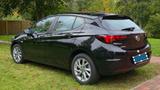 Opel Astra 1.2 Direct Injection Turbo 81kW Edition  - Opel Astra mit Benzin-Antrieb: Limousine, 1.8