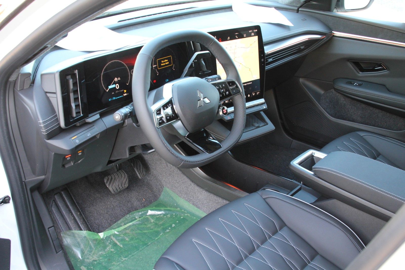 Fahrzeugabbildung Mitsubishi Eclipse Cross Diamant Top mit Luxury-Paket