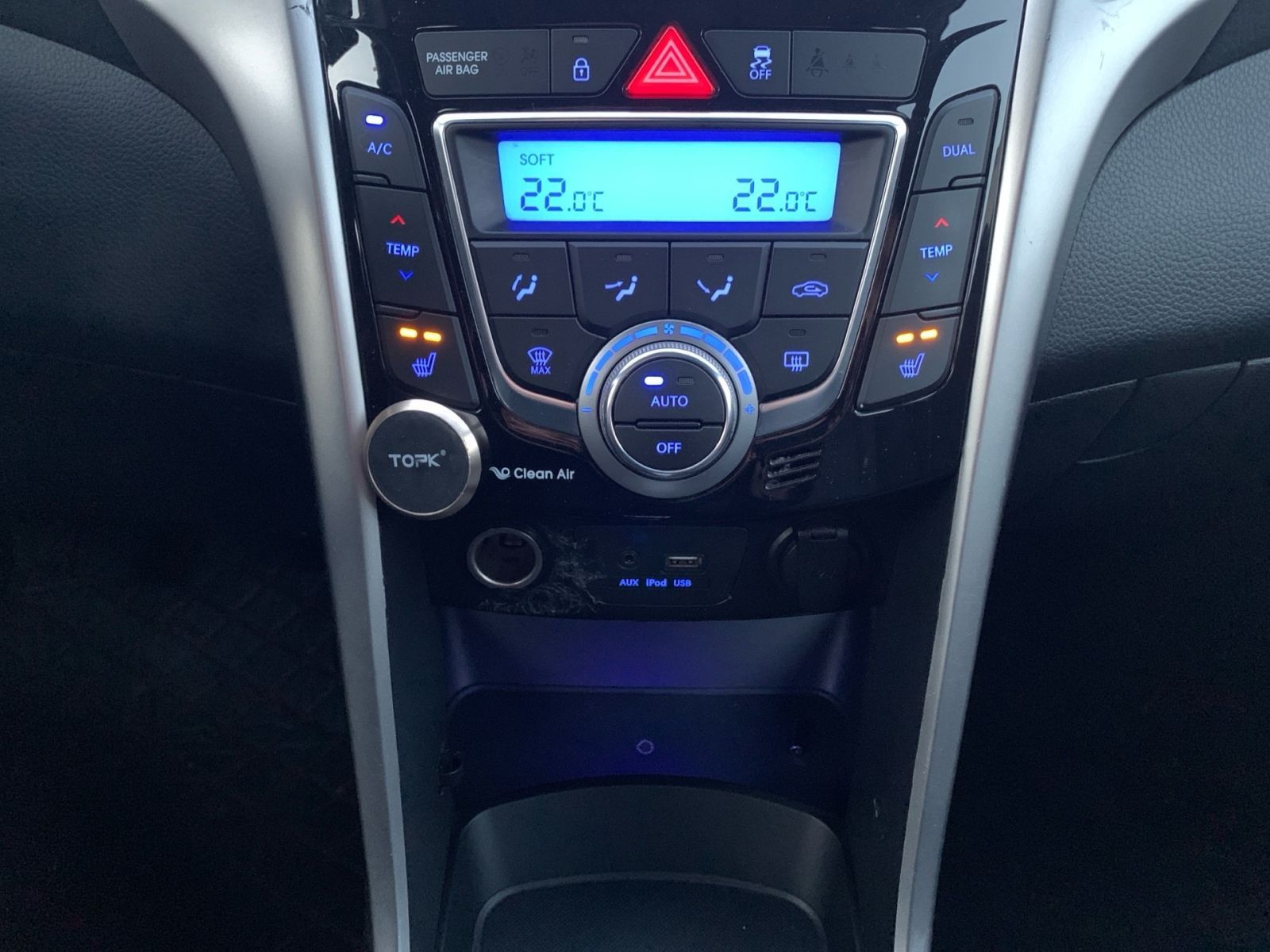 Fahrzeugabbildung Hyundai i30 cw Trend Sitzheizung Einparkhilfe