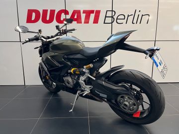 Ducati Streetfighter V2