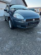 Fiat Punto 1,4 TÜV 01/28 - gebrauchte Fiat Punto aus dem Jahr 2009