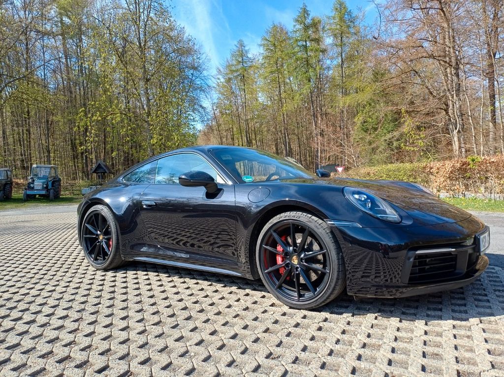 Image of Porsche 992