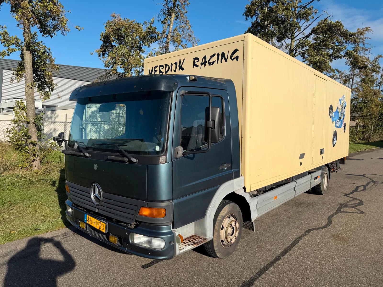 Mercedes-Benz Atego 817 EURO 2 BAKWAGEN BLADGEVEERD