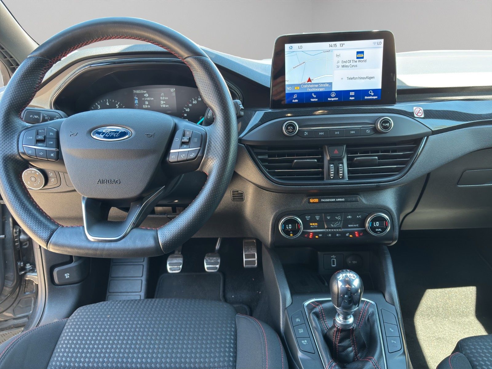 Fahrzeugabbildung Ford Focus Turnier ST-Line | LED | Winter