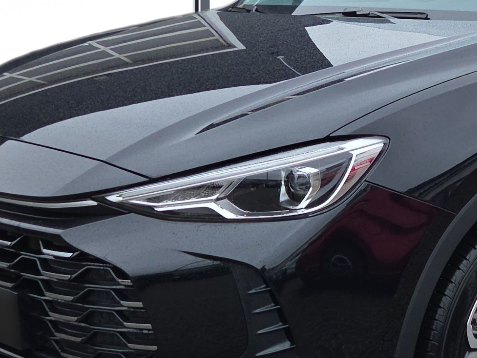 Fahrzeugabbildung MG ZS 1.5 116 PS Comfort Handschalter *STZHZG*KLIMA