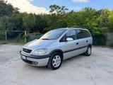 Opel Zafira 1.8 16V cat CDX 7 Posti - gebrauchte Opel Zafira aus dem Jahr 2000