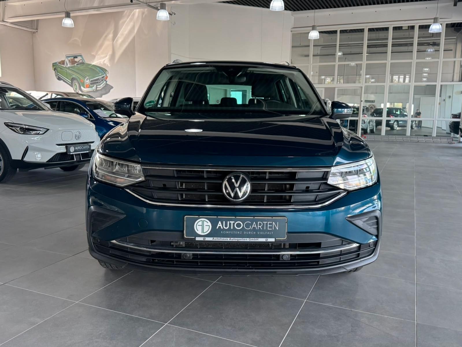 Volkswagen Tiguan Active eHybrid*LED*AHK.*1.Hand