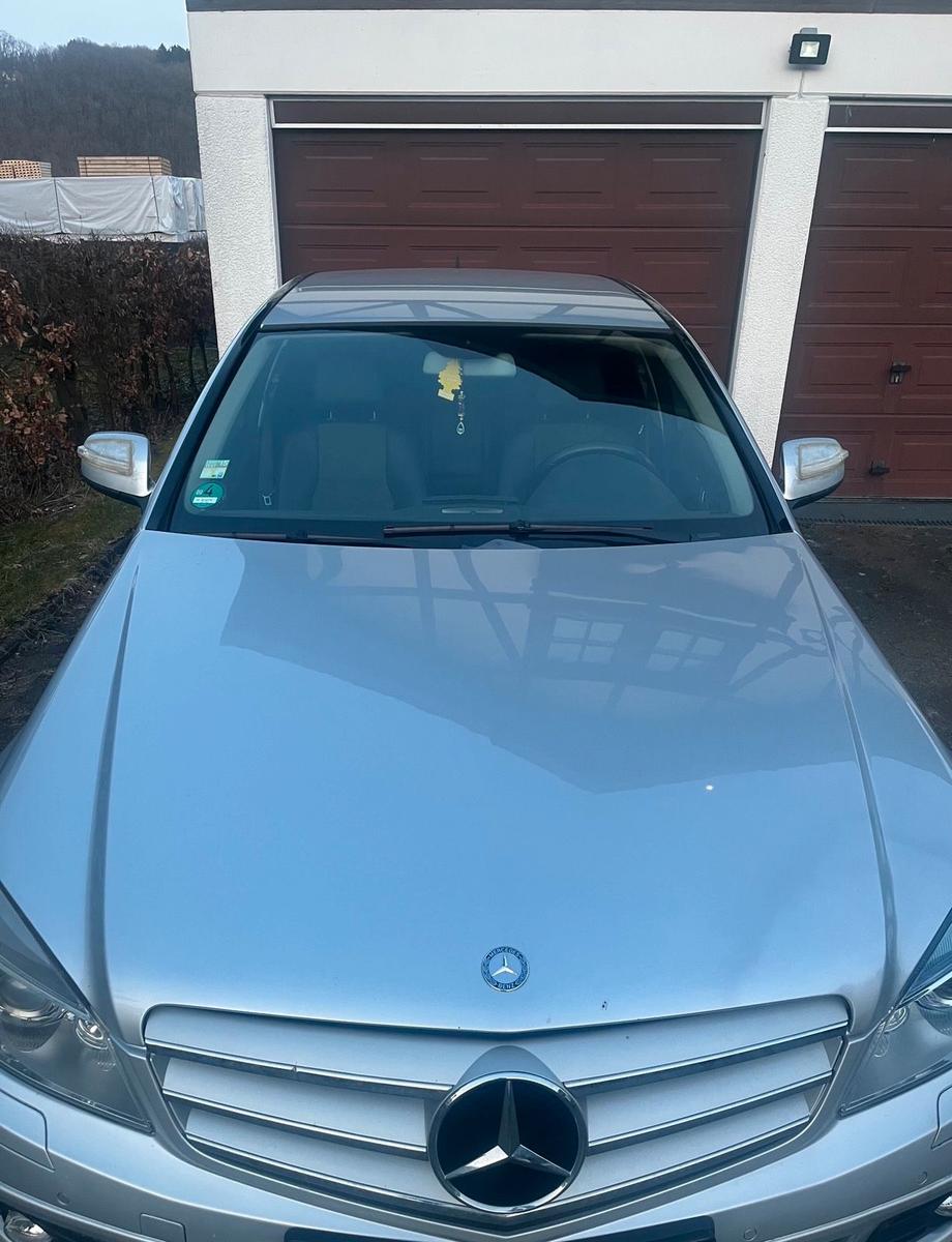 Mercedes-Benz C 180