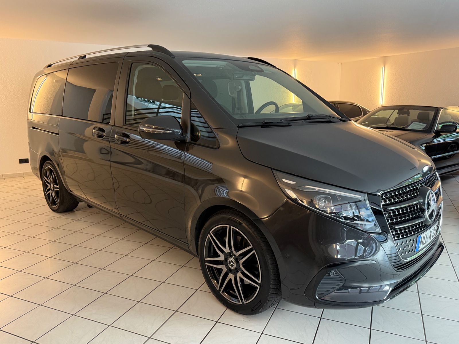 Mercedes V 250 - 1