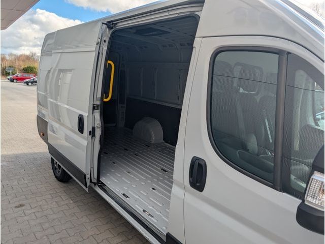 Fahrzeugabbildung Fiat Ducato Maxi Serie 8 35 L5H2 AT8 ,Kamera,Navi,