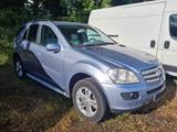Mercedes-Benz Mercedes ML 350 - Mercedes-Benz ML-Class mit LPG-Antrieb