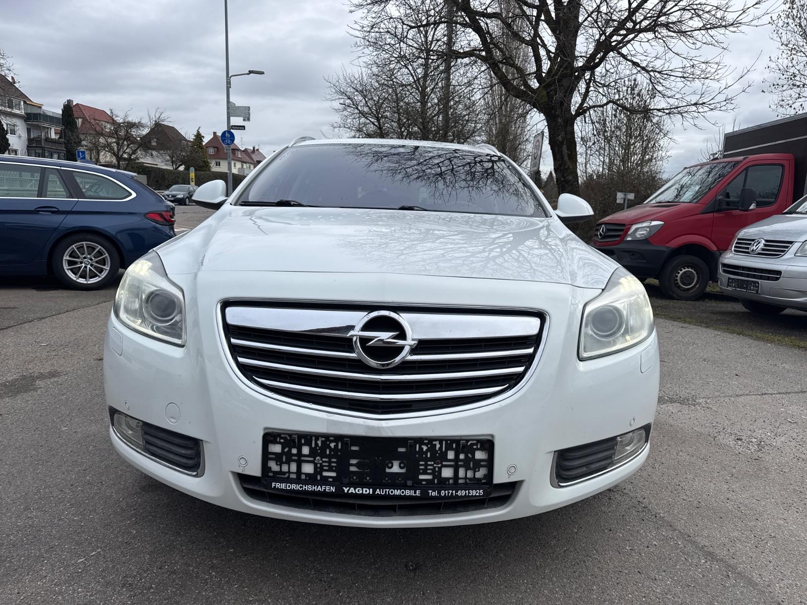 Opel Insignia 2012 — photo 8