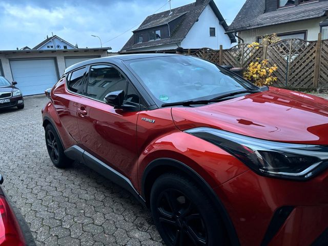 Toyota C-HR 2.0-l-VVTi Hybrid Orange Edition Orange...