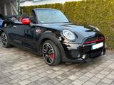 MINI John Cooper Works Cabrio - MINI John Cooper Works Cabrio mit Benzin-Antrieb: Automatik