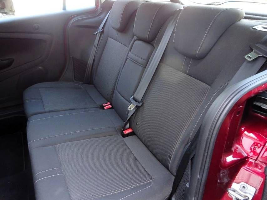 Fahrzeugabbildung Ford B-MAX  1.6 Aut. Titanium