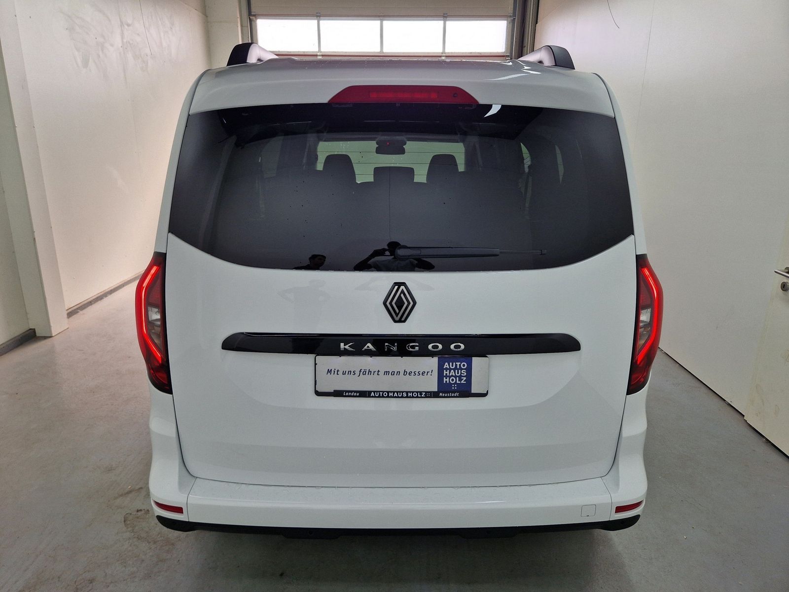 RENAULT Kangoo  Grand Techno TCE 130 EDC – Bild 5