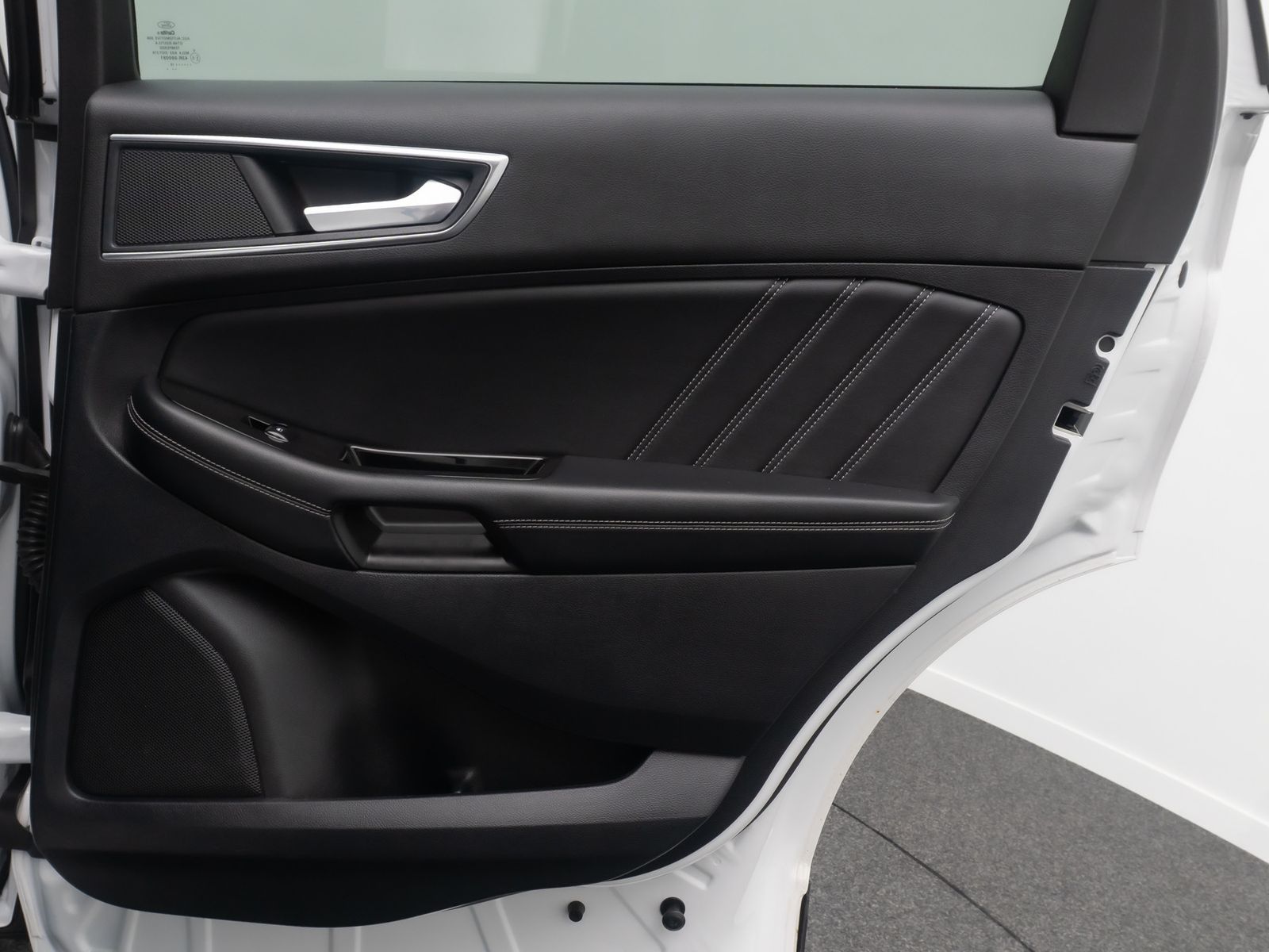 Fahrzeugabbildung Ford Edge ST-Line 4x4 Kamera HiFi Komfort Memory 20"