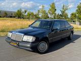 Mercedes-Benz 260 E PULLMAN/H-ZULASSUNG/8-SITZER/AUTOMATIK/GEP - Mercedes-Benz 260 aus 1991