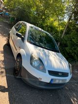 Ford Fiesta - 68 PS Diesel - Bj 2007 - Ford Fiesta aus 2007 mit Diesel-Antrieb