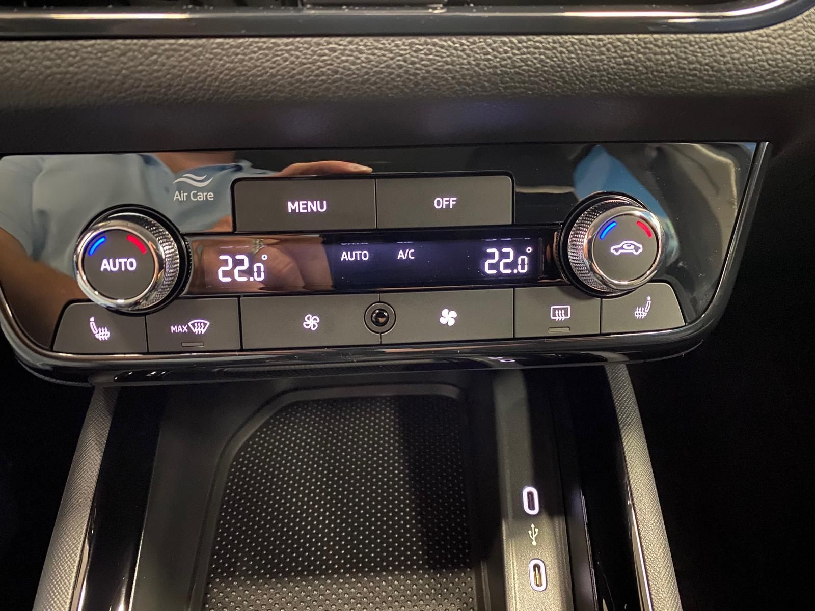 Fahrzeugabbildung SKODA Scala 1.0 TSI Selection APP+KLIMA+RFK+SITZHEIZ++