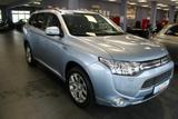 Mitsubishi Outlander 2.0 4WD Plug-In Hybrid Top - gebrauchte Mitsubishi Outlander aus dem Jahr 2015