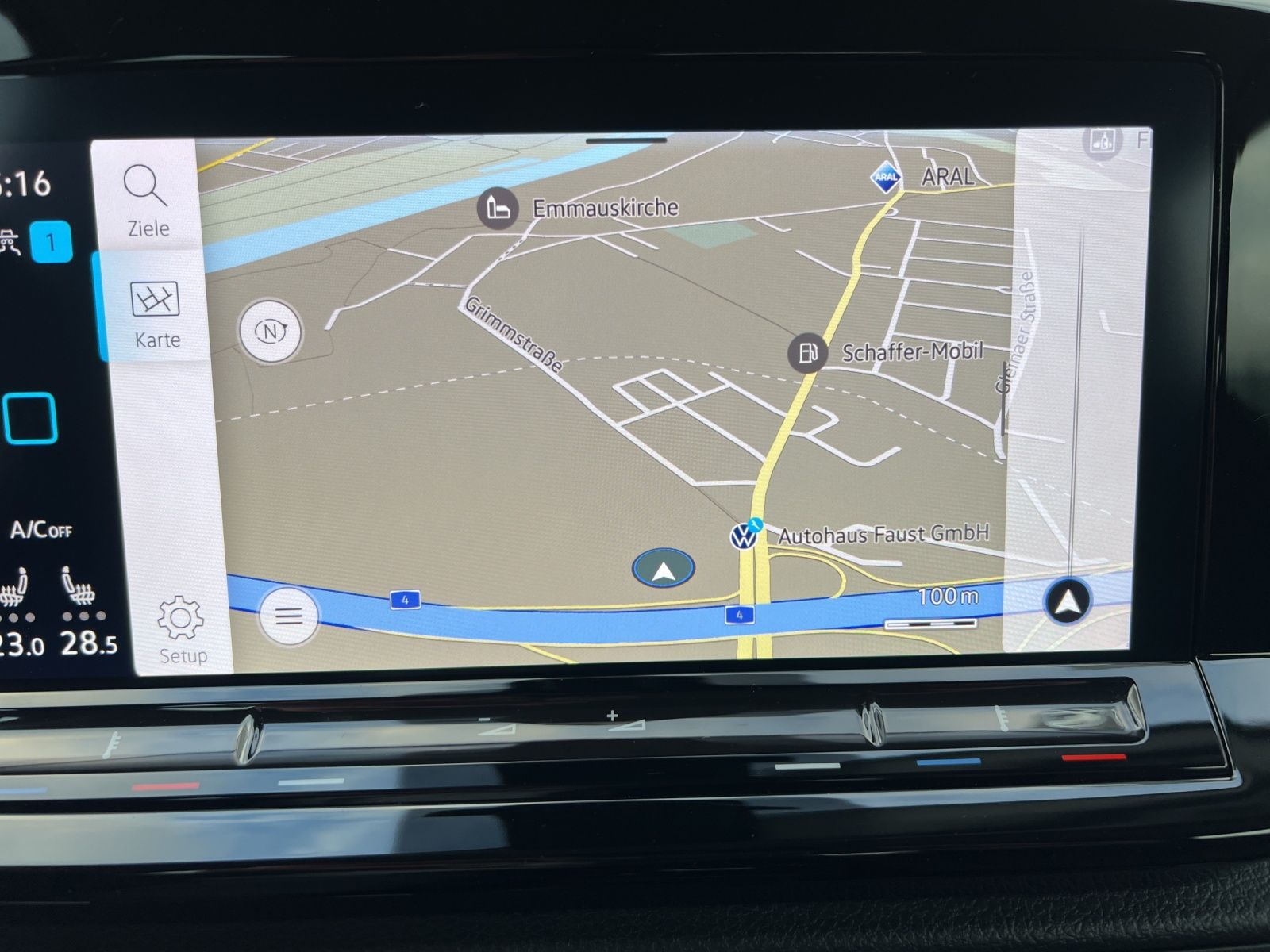 Fahrzeugabbildung Volkswagen Caddy TSI Style Maxi LED AHK NAVI
