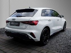 Audi A3 Sportback TFSI e S line imagem 3