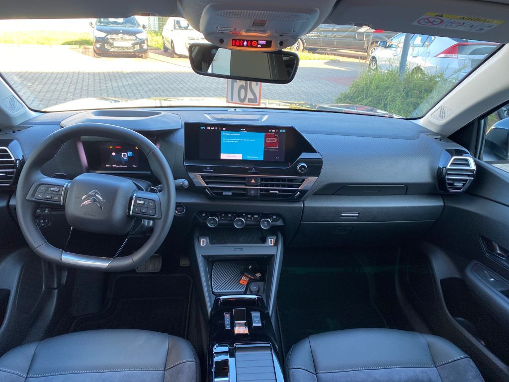 Fahrzeugabbildung Citroën C4 PureTech 130 S&S EAT8 MAX *Kälte-Paket*