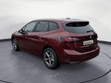 BMW 220i Active Tourer Aut. Panorama PDC Navi Kamera - rote BMW 220 Active Tourer